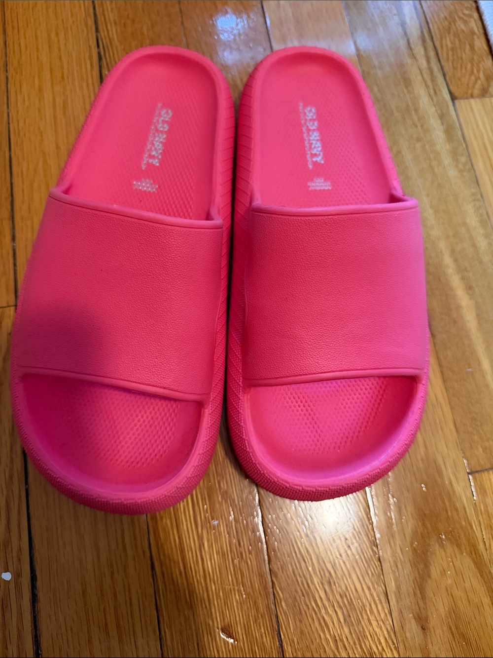 Old Navy Bright Pink Slide Sandals